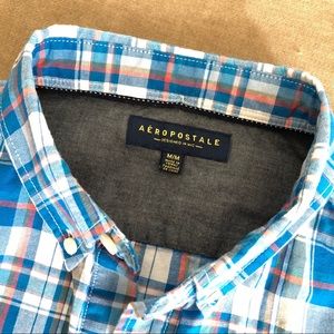 Medium- s/s button down